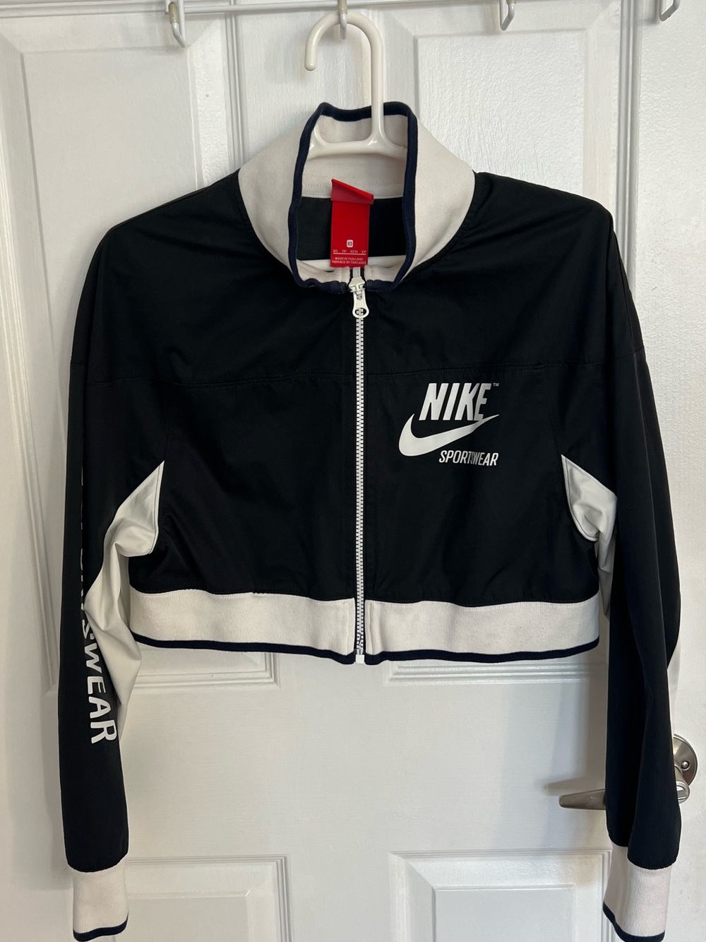 Nike Black and White Cropped Windbreaker